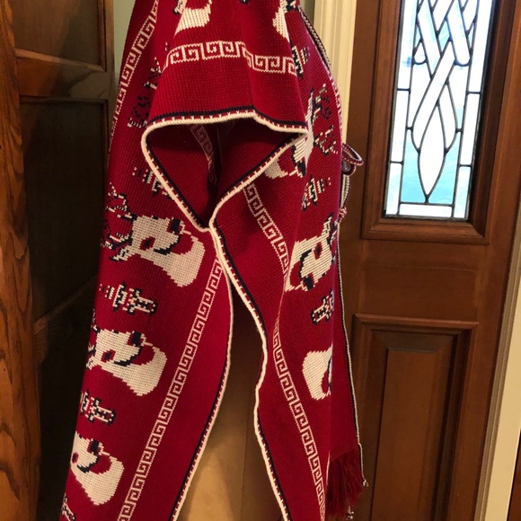 Vintage Made in Mexico red fringed poncho - Picture 3 of 6